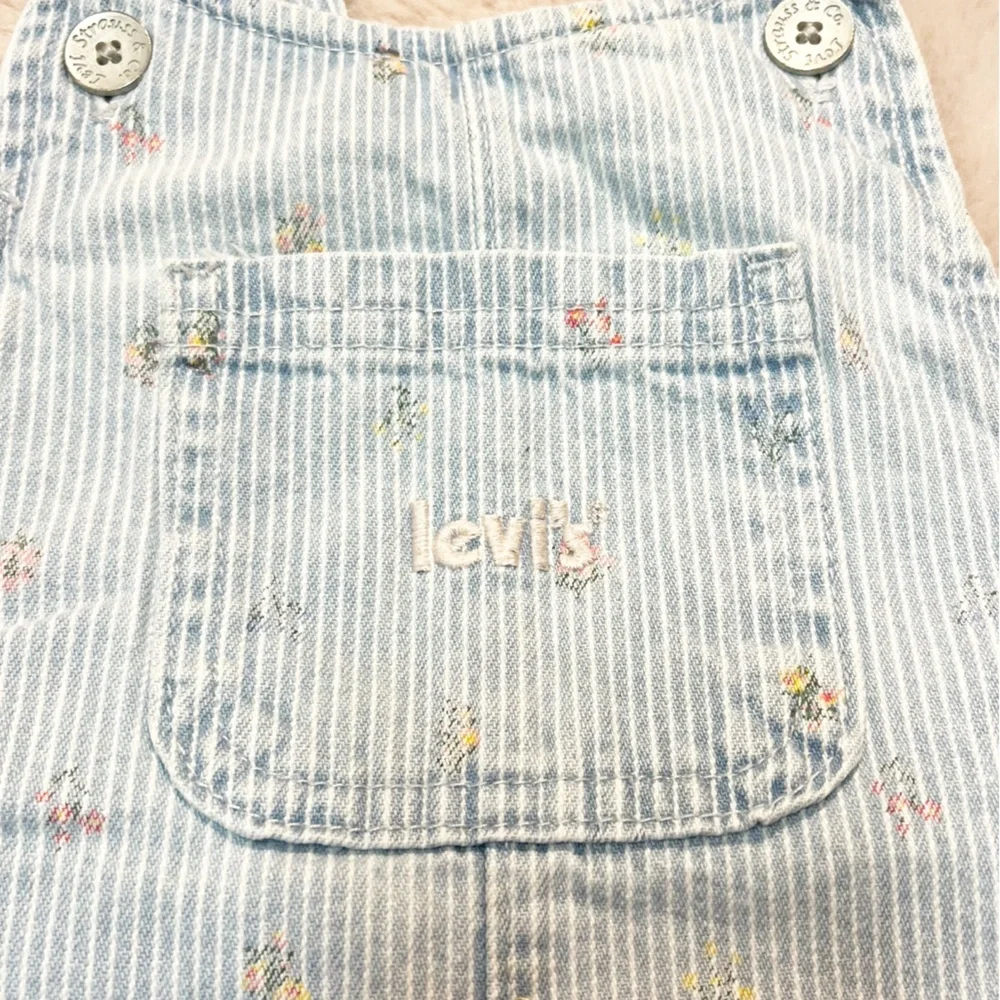 LEVI’S Little Girl’s Denim Skirt Overalls Striped, floral, Embroidered - Picture 3 of 6